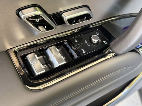 New 2026 Land Rover Range Rover Sport SE AWD/4WD image 19