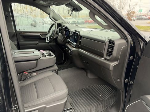 Used 2023 Chevrolet Silverado 1500 LT image 27