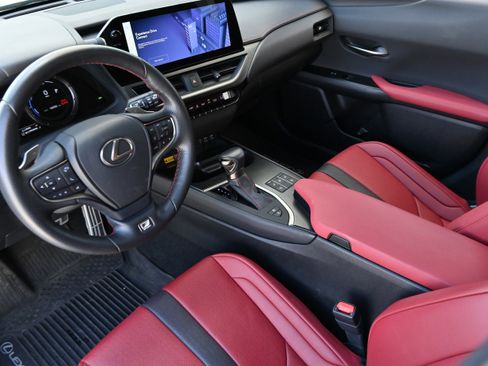 Used 2023 Lexus UX 250h F Sport FWD image 13