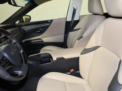 Used 2019 Lexus ES 350 w/ Premium Package image 25