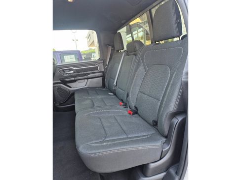 Used 2025 RAM 1500 Big Horn AWD/4WD image 5
