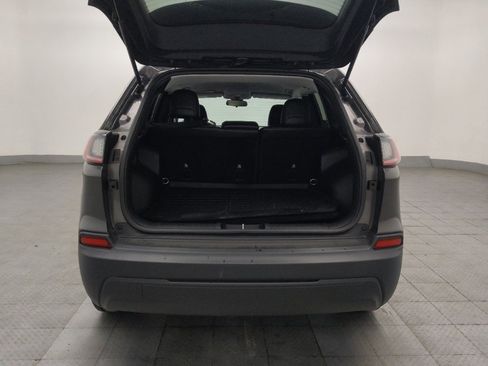 Used 2019 Jeep Cherokee Latitude Plus FWD image 29
