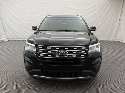 Used 2016 Ford Explorer Limited image 3