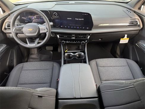 New 2026 Chevrolet Traverse LT w/ Driver Confidence Package image 10