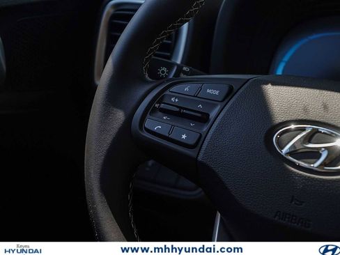 New 2026 Hyundai Venue SEL FWD image 17