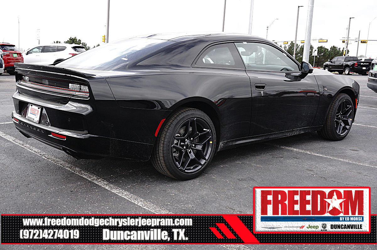 New 2026 Dodge Charger Scat Pack w/ Blacktop Package AWD/4WD image 5