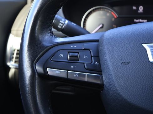 Used 2023 Cadillac XT4 Premium Luxury image 14