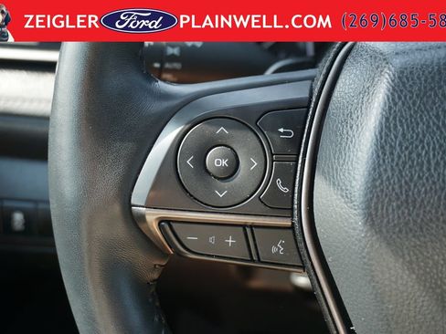 Used 2022 Toyota Camry SE w/ Cold Weather Package AWD/4WD image 23