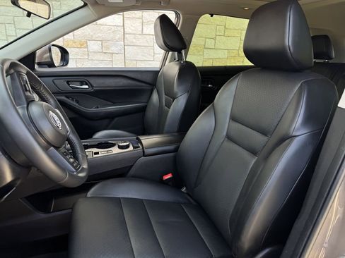 Used 2024 Nissan Rogue SV w/ SV Premium Package AWD/4WD image 26