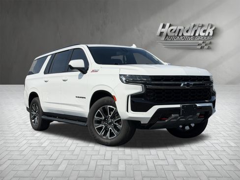 Used 2021 Chevrolet Suburban Z71 w/ Rear Media and Nav Package AWD/4WD image 2