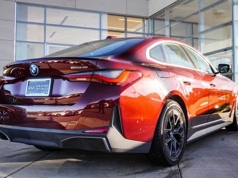 Used 2022 BMW i4 eDrive40 image 8