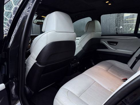 Used 2014 BMW M5 image 20