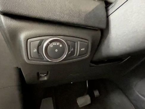Used 2019 Lincoln MKC Reserve w/ MKC Climate Package AWD/4WD image 18