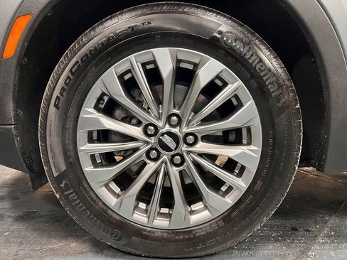 Used 2024 Cadillac XT4 Premium Luxury w/ Technology Package image 24