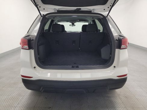 Used 2023 Chevrolet Equinox LS w/ LS Convenience Package FWD image 29