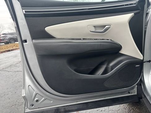 Certified 2022 Hyundai Tucson Limited image 11