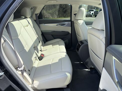 Used 2020 Cadillac XT5 Premium Luxury image 19