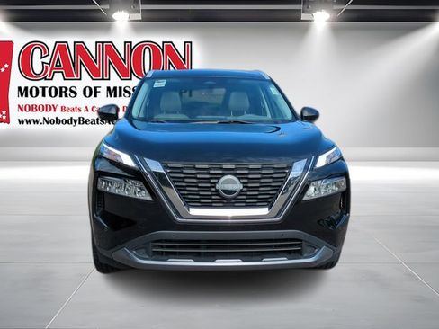 Used 2023 Nissan Rogue SL w/ SL Premium Package FWD image 2