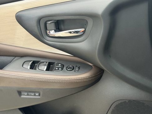 Used 2017 Nissan Murano SL FWD image 25