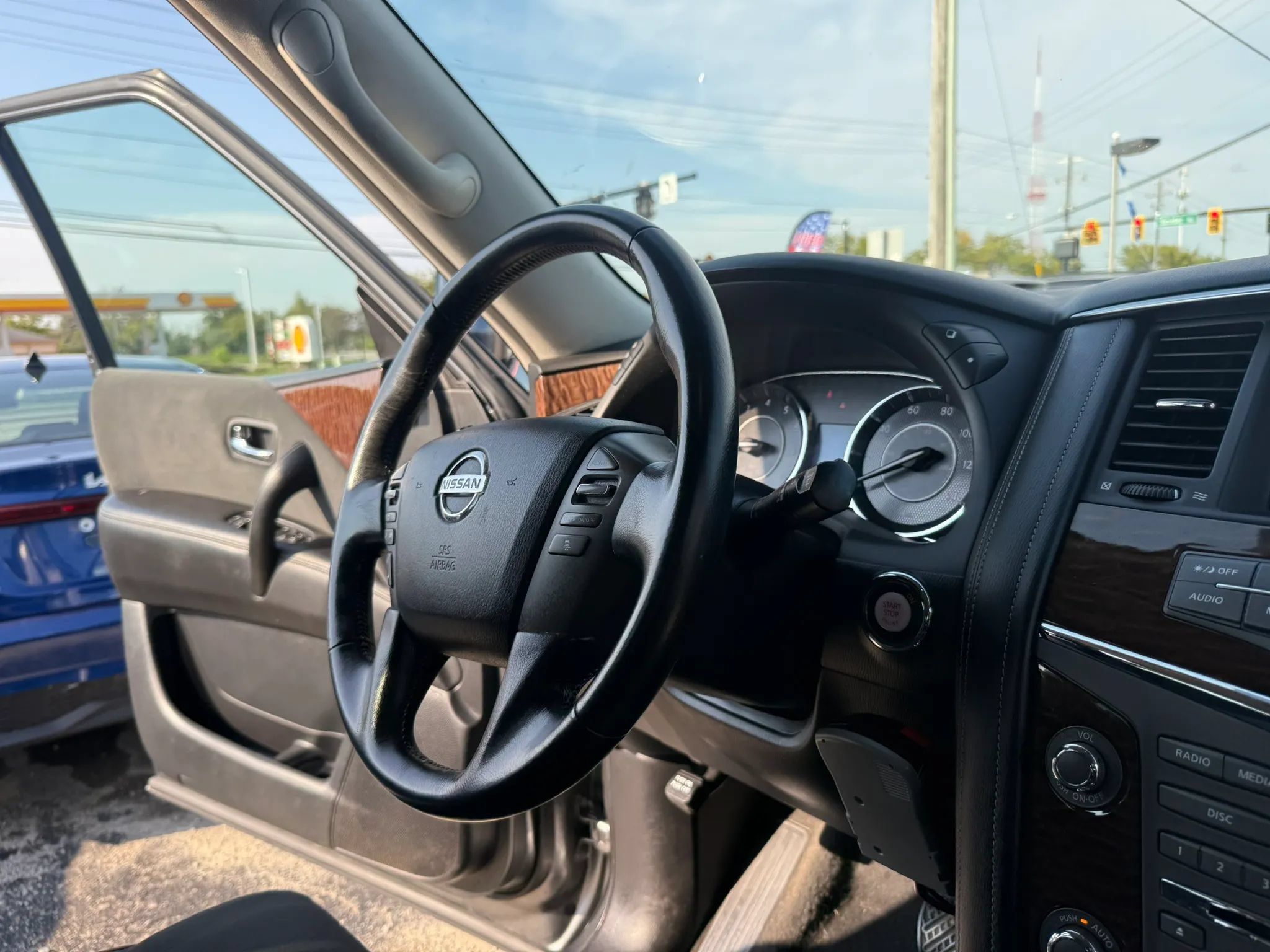 Used 2019 Nissan Armada SV w/ Driver Package AWD/4WD image 25