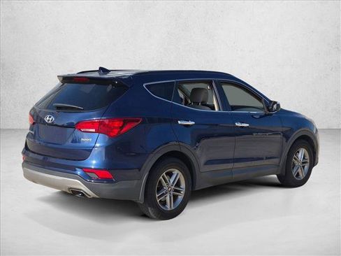 Used 2018 Hyundai Santa Fe Sport w/ 2.4L Value Package 02 FWD image 5