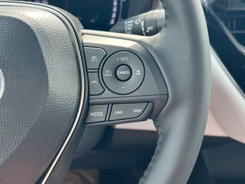 Used 2026 Toyota Corolla SE image 34