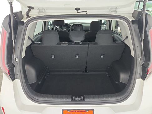 Used 2025 Kia Soul LX w/ LX Technology Package image 29