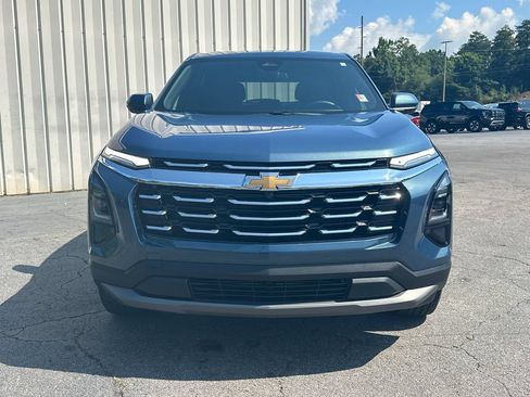 Used 2026 Chevrolet Equinox LT FWD image 3