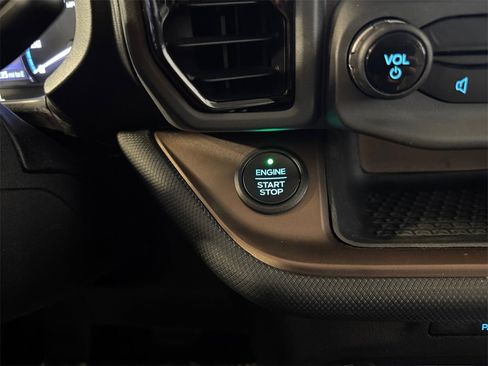 Used 2021 Ford Bronco Sport Outer Banks w/ Outer Banks Package image 29