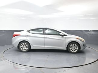 Used 2012 Hyundai Elantra GLS FWD video 2