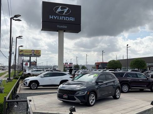 Used 2023 Hyundai Kona SEL w/ Cargo Package image 40