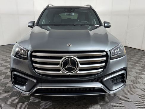 New 2026 Mercedes-Benz GLS 580 4MATIC image 6
