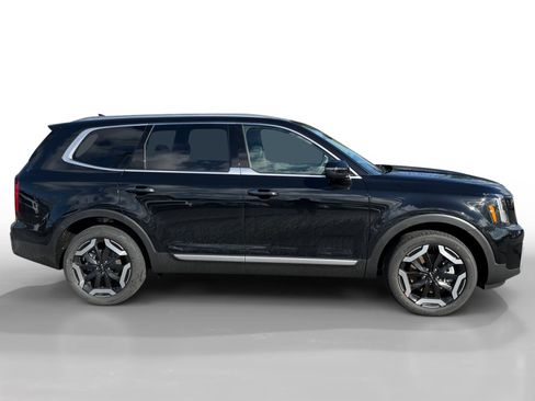 New 2025 Kia Telluride S image 6