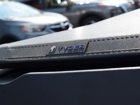 Used 2024 Ford Maverick XLT w/ XLT Luxury Package FWD image 16