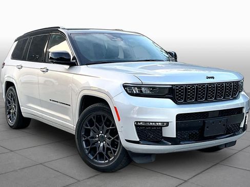 Used 2025 Jeep Grand Cherokee L Summit AWD/4WD image 3