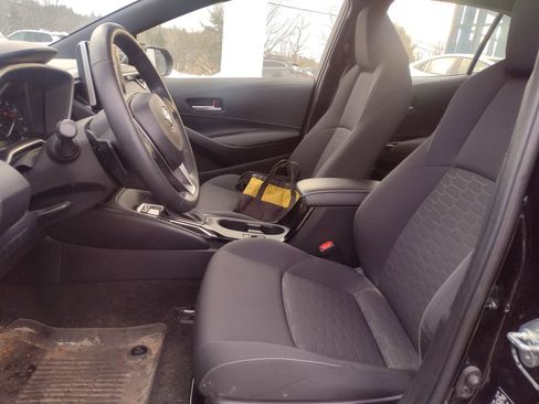 Used 2023 Toyota Corolla SE image 15