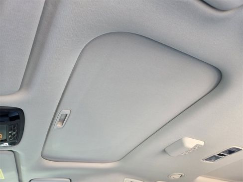 New 2026 Kia Carnival SX w/ SX Dark Edition Package image 18