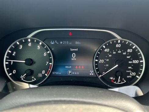 Used 2025 Nissan Frontier SV w/ SV Convenience Package image 16