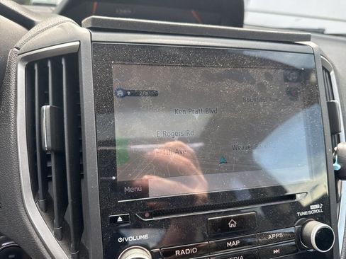 Used 2023 Subaru Crosstrek 2.5i Limited AWD/4WD image 15