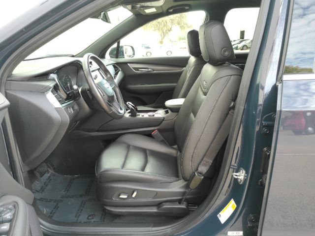 Used 2024 Cadillac XT6 Luxury w/ LPO, Floor Liner Package AWD/4WD image 12