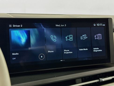 Used 2025 Hyundai Santa Fe SEL FWD image 16