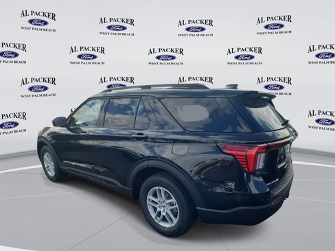 New 2026 Ford Explorer Active image 3