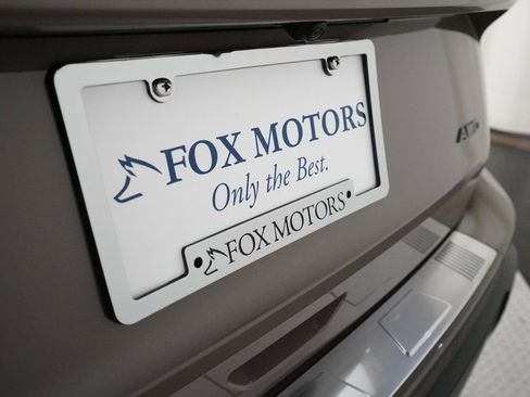 Used 2025 Nissan Rogue SV w/ SV Premium Package image 38