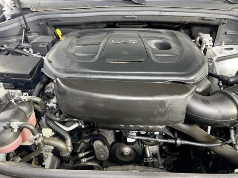 Used 2022 Jeep Grand Cherokee Laredo X image 30