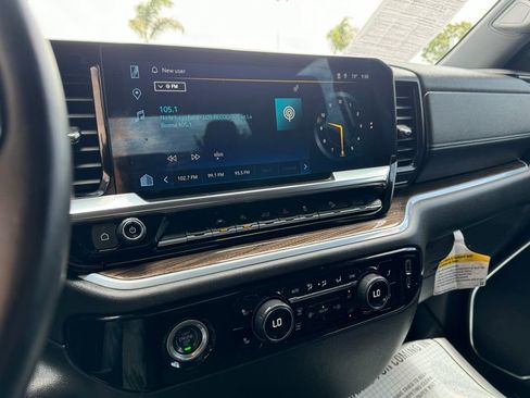 Used 2022 Chevrolet Silverado 1500 RST w/ Z71 Off-Road Package image 27