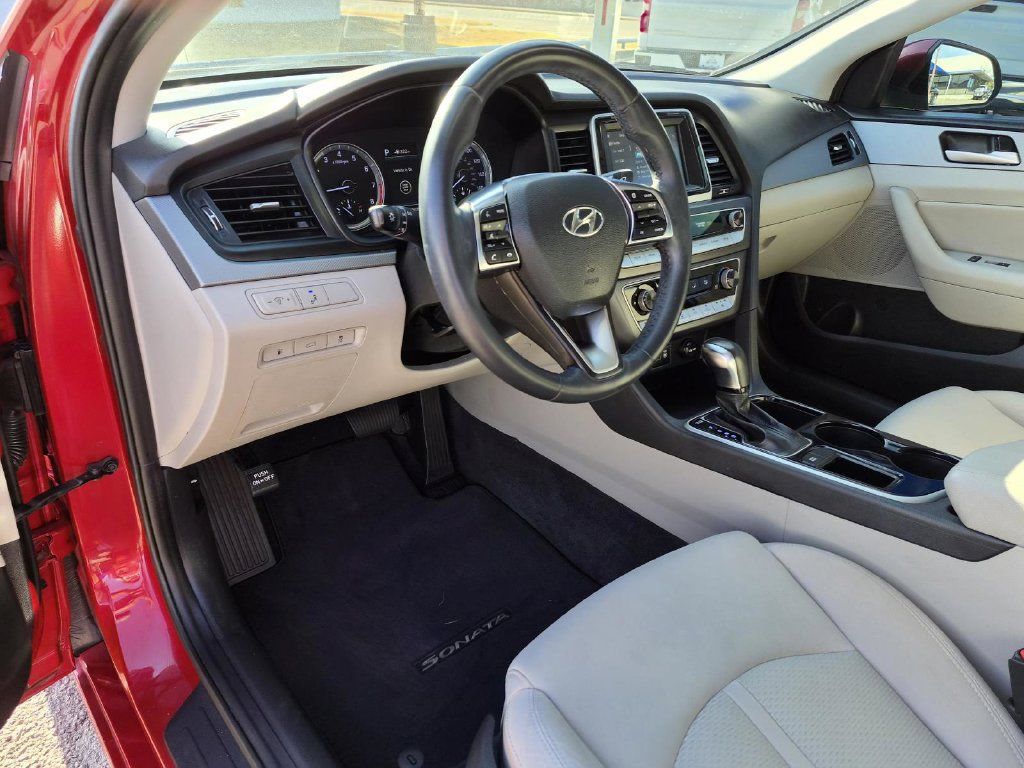 Used 2018 Hyundai Sonata SEL FWD image 16