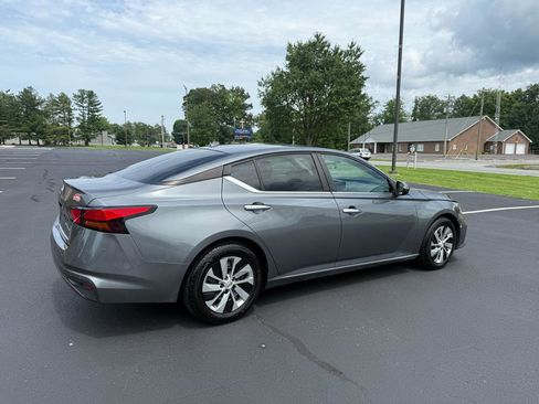 Used 2020 Nissan Altima 2.5 S w/ Driver Assist Package FWD image 5