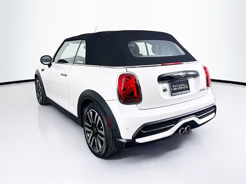 Certified 2023 MINI Cooper S image 5