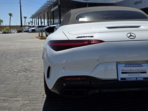 Certified 2022 Mercedes-Benz SL 55 AMG 4MATIC image 11