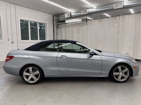 Used 2013 Mercedes-Benz E 350 Cabriolet image 4